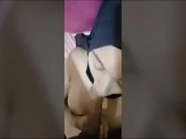 Ukhti Hijab Hitam Cantik Pasrah Servis Kasur poster
